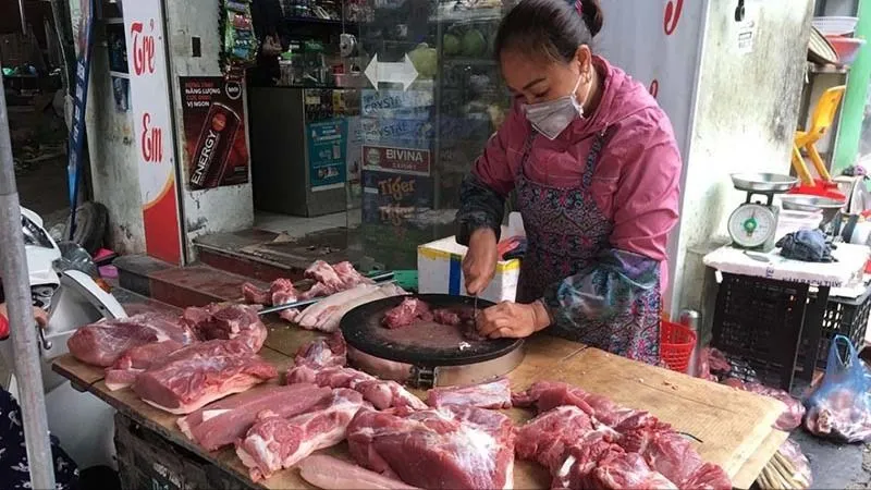 Chính phủ yêu cầu triển khai các giải pháp đảm bảo cung cầu thịt heo, thực hiện nghiêm các chỉ đạo về điều hành giá. Ảnh minh họa