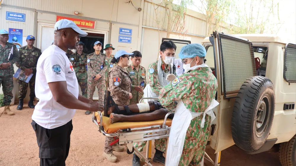 Bệnh viện dã chiến 2.6 diễn tập cấp cứu thương vong hàng loạt tại Nam Sudan