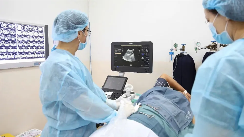 Bệnh viện Ung bướu TPHCM không ngừng nâng cao chất lượng điều trị cho bệnh nhân ung thư