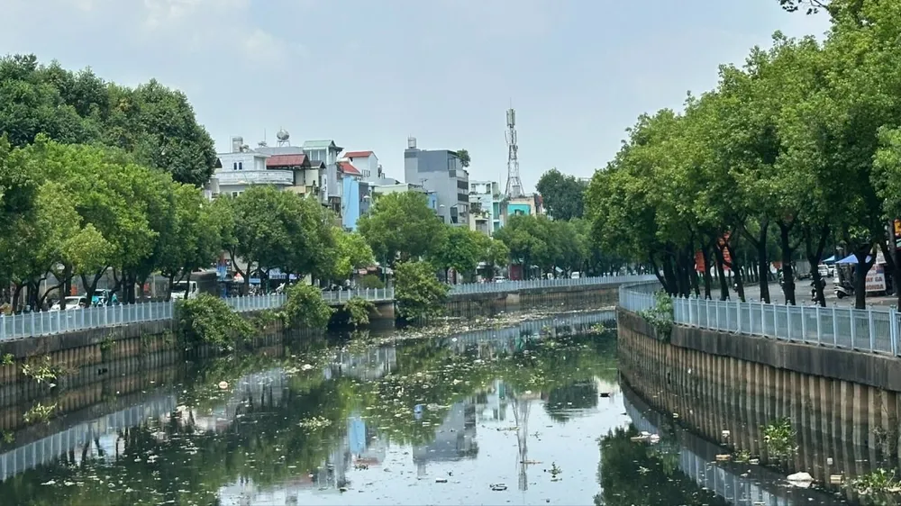 Kênh Nhiêu Lộc - Thị Nghè thuộc quận Tân Bình, TPHCM. Ảnh: THANH HIỀN