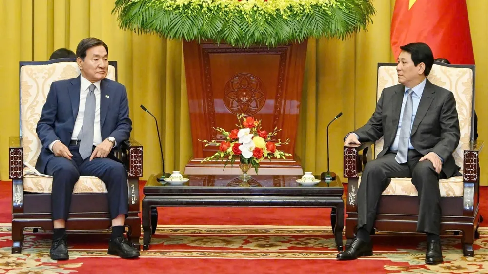 Chủ tịch nước Lương Cường tiếp ông Park Chang Dal, Đặc phái viên của Tổng thống Hàn Quốc. Ảnh: VIẾT CHUNG