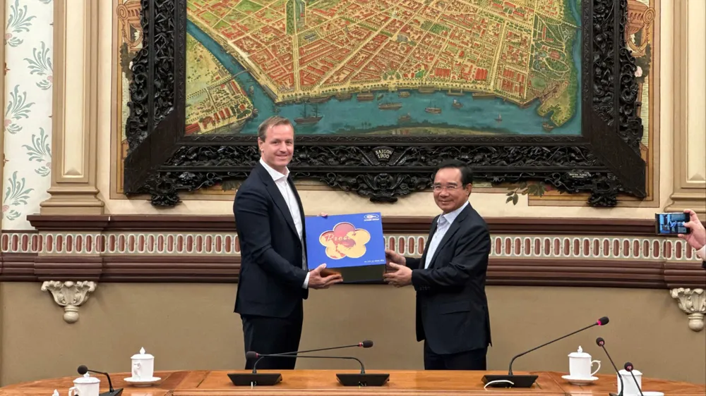 Chủ tịch UBND TPHCM Nguyễn Văn Được tiếp ông Wietse Mutters, Tổng Giám đốc điều hành Heineken Việt Nam