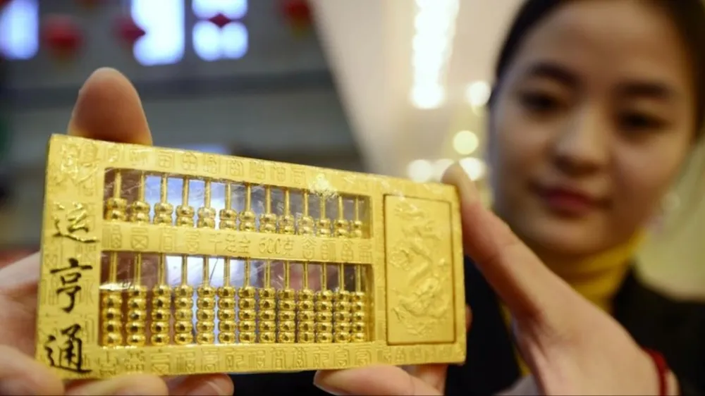 Vàng trang sức tại Trung Quốc. Ảnh: XINHUA