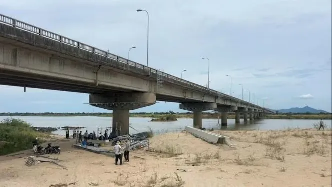 Cầu Đà Rằng, nơi xảy ra vụ việc