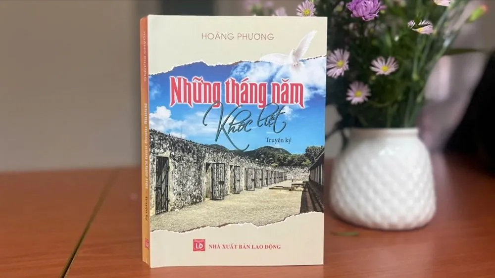 Ra mắt truyện ký "Những năm tháng khốc liệt"