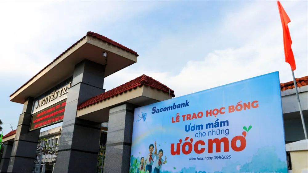 Sacombank "Ươm mầm cho những ước mơ" - Chung tay vun đắp thế hệ trẻ