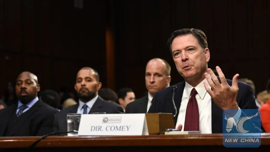 Cựu Giám đốc Cục Điều tra Liên bang Mỹ James Comey. Ảnh: XINHUA