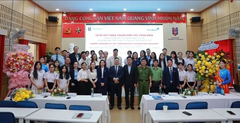 tải xuống (4).jpg