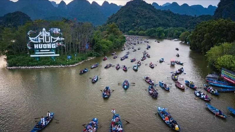 Lễ hội chùa Hương năm 2026 hướng tới “An toàn - Thân thiện - Chất lượng”