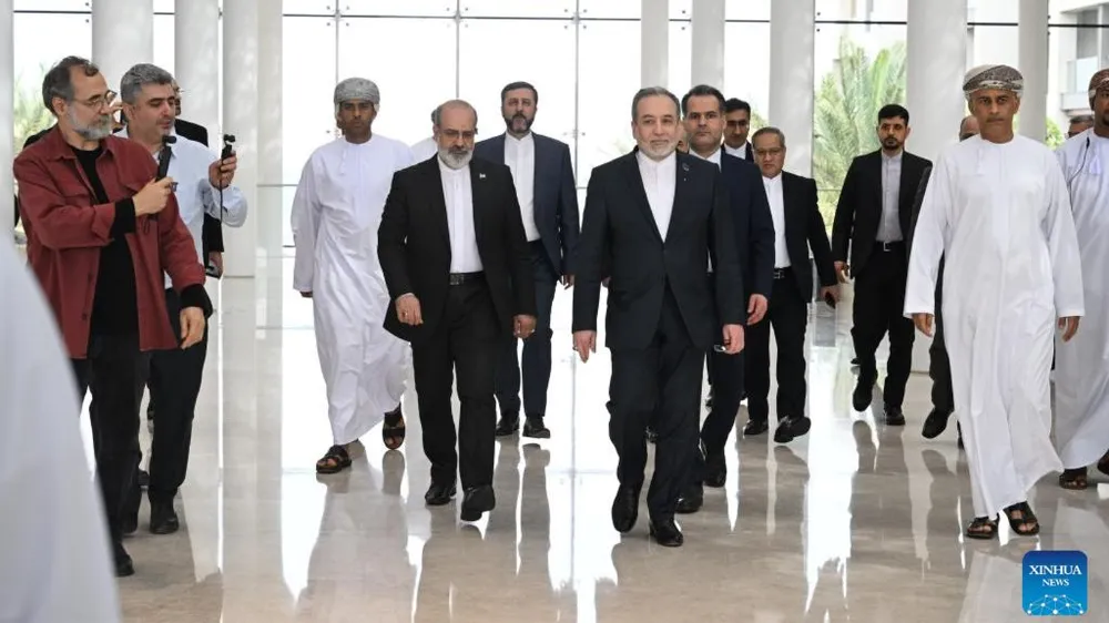 Ngoại trưởng Iran Abbas Araghchi dẫn đầu đoàn đàm phán Iran tại Oman. Ảnh: XINHUA 