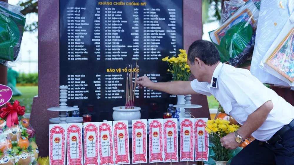 Đình Nại Nam là nơi có bia tưởng niệm các Anh hùng liệt sĩ hy sinh qua các thời kỳ của phường Hòa Cường Bắc, quận Hải Châu (nay là phường Hòa Cường, TP Đà Nẵng), trong đó có 10 liệt sĩ người Đà Nẵng hy sinh ở Gạc Ma