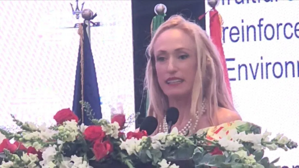 Tổng Lãnh sự Italy tại TPHCM Alessandra Tognonato phát biểu tại buổi lễ. Ảnh: THỤY VŨ