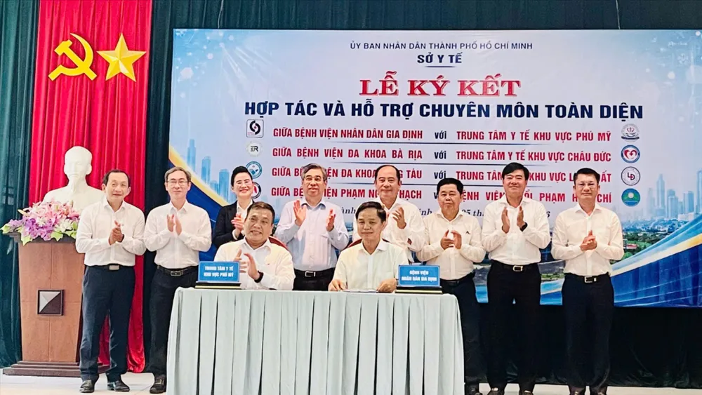 Bệnh viện Nhân dân Gia định ký kết hợp tác và hỗ trợ với Trung tâm Y tế khu vực Phú Mỹ.