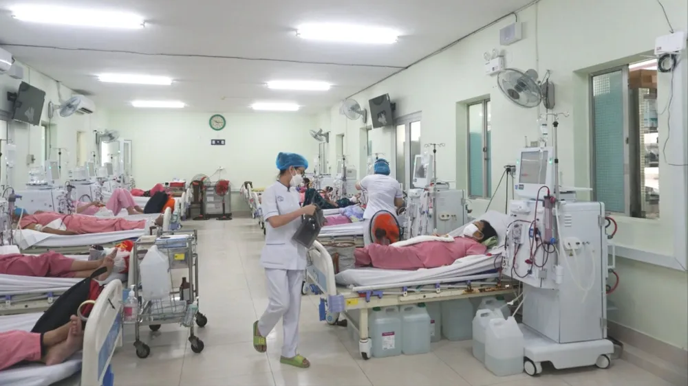 Người bệnh chạy thận nhân tạo tại Bệnh viện Chợ Rẫy