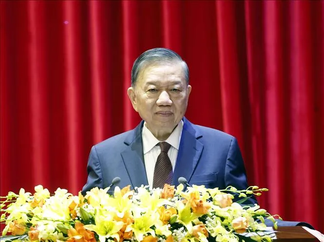 vna_potal_tong_bi_thu_chu_tich_nuoc_to_lam_du_le_khai_mac_chuong_trinh_boi_duong_cap_nhat_kien_thuc_doi_voi_uy_vien_ban_chap_hanh_trung_uong_dan_stand.jpg