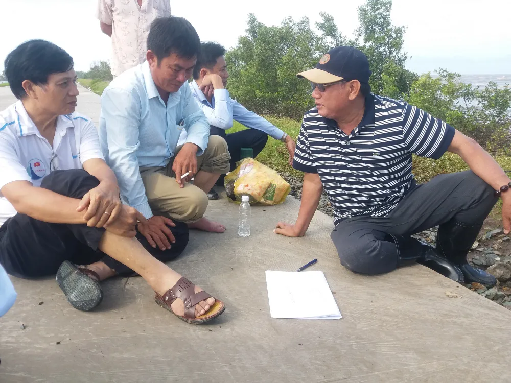 Khẩn cấp cứu hộ đê biển Tây tỉnh Cà Mau ảnh 2