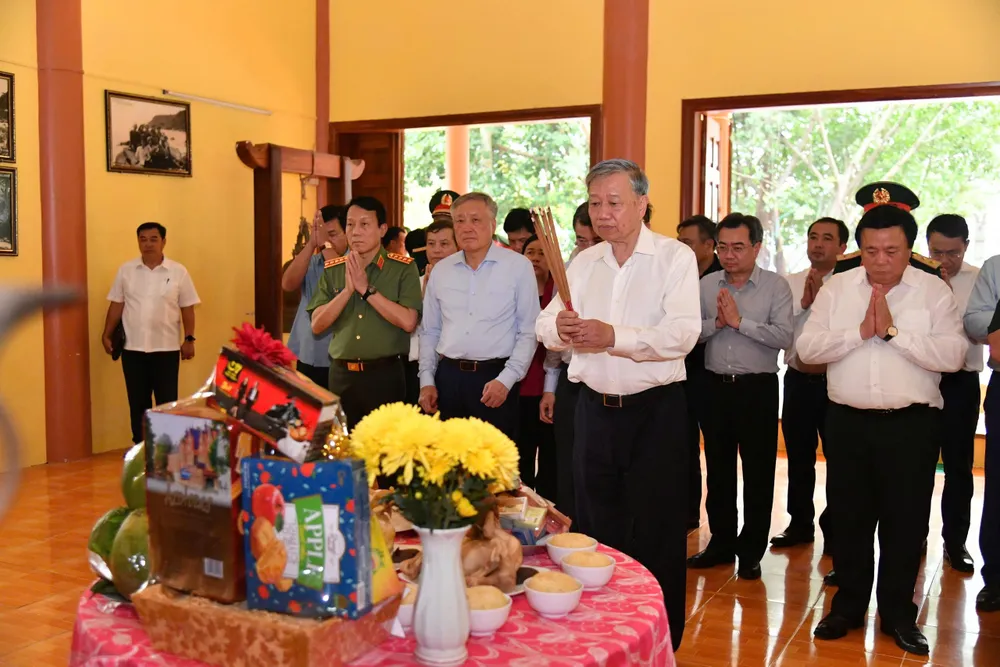 49d064cb4d27c1799836 (1).jpg