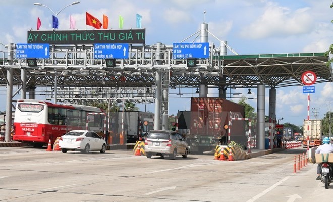 The National Assembly (NA) Standing Committee held a working session on supervising implementation of BOT (Build-Operate-Transfer) traffic projects in the wake of heated protests over one of them in the southern province of Tien Giang. — VNA/VNS Photo Min