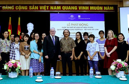 At the launching ceremony (Photo: Courtesy of Australian Embassy)