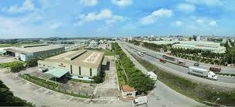 Vinh Phuc calls for investments in supporting industry