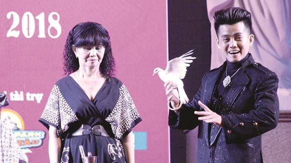 HCMC holds third National  Magic Festival