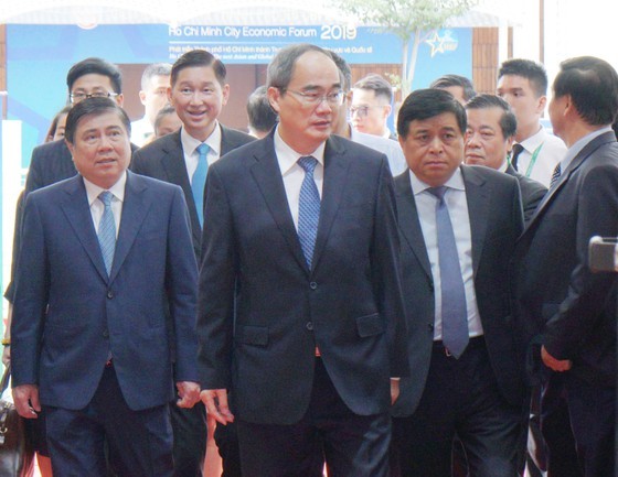 HCMC desires to become international financial center ảnh 1