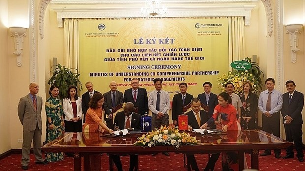 At the signing ceremony (Photo: congthuong.vn)