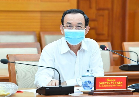 Secretary of Ho Chi Minh City Party Committee Nguyen Van Nen at the meeting (Photo: SGGP)