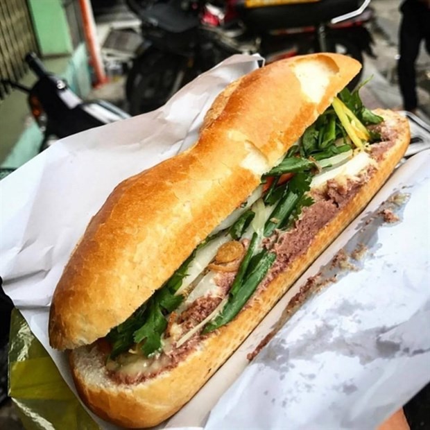 Vietnamese street food popular on Instagram ảnh 1