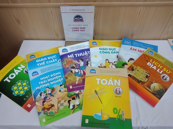 HCMC ensures enough textbooks for new academic year ảnh 1