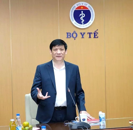 Drastic measures undertaken to prevent COVID-19 from entering Vietnam: Minister ảnh 1
