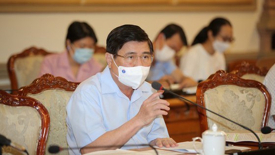 HCMC closes bars, dance clubs again as Covid-19 response ảnh 1