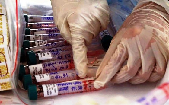 Vietnam documents two new domestically-transmitted COVID-19 infections ảnh 1