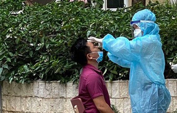 Covid-19 patient in HCMC carries Indian variant: HCDC ảnh 1