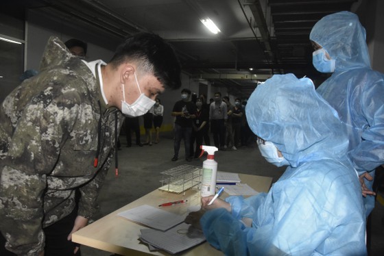 Around 3,800 people linking to religious mission cluster tested ảnh 1