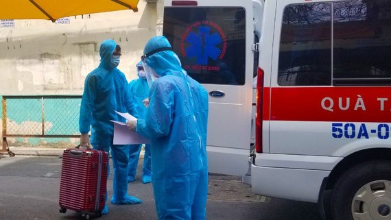 Covid-19 patient dies in attempted transfer to big hospital ảnh 1