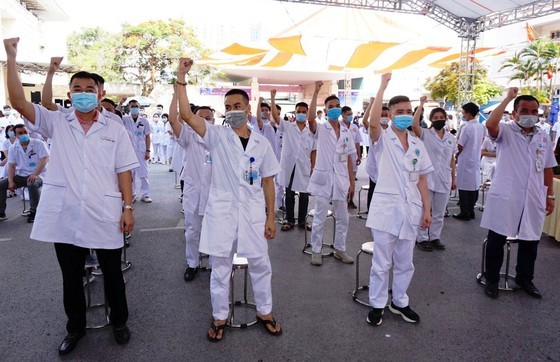 Specific guidelines for epidemic prevention as per Directive 16 discussed ảnh 2