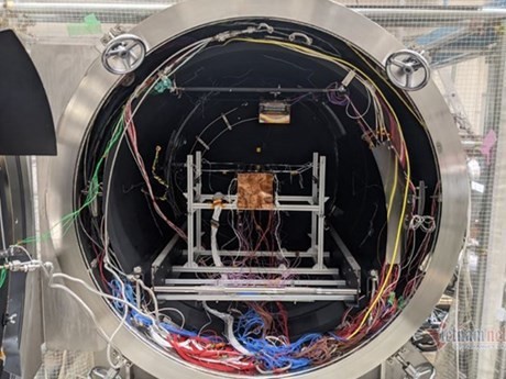 Vietnam’s sea observation satellite completes final test in Japan ảnh 1