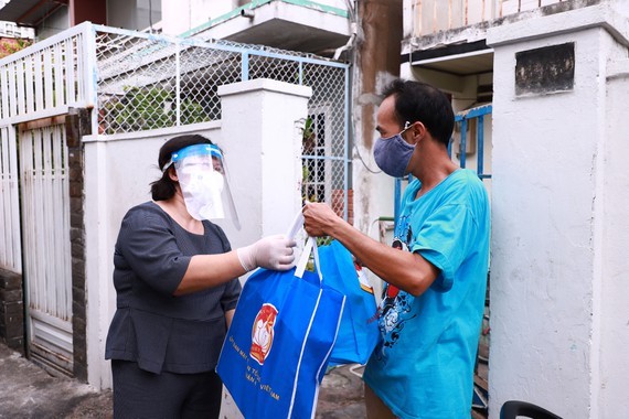 Vice Chairman asks to set up wards' steering committees for Covid-19 prevention ảnh 1