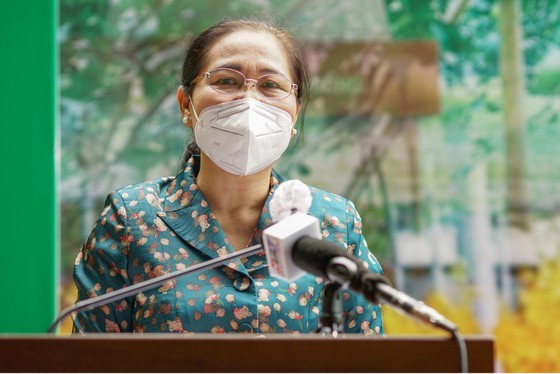 Frontline force sketches beautiful picture: People's Council Chairwoman ảnh 4