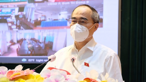 Voters in HCMC petition for building workers’ accommodation ảnh 1