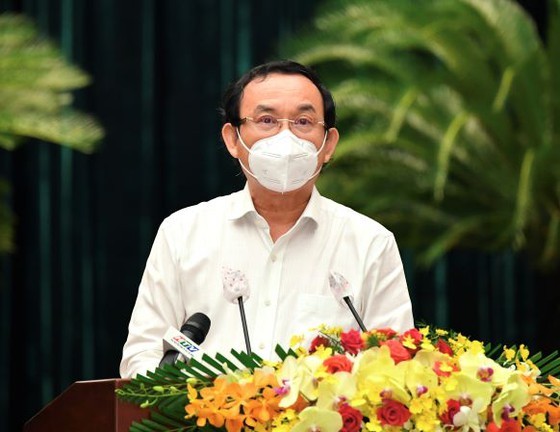HCMC Party Chief: Change way of living to adapt to new normal ảnh 2