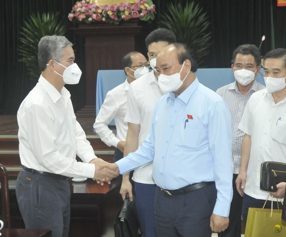 PM urges to turn Hoc Mon District into HCMC’s western urban area  ảnh 2