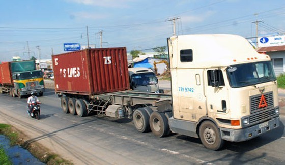 Increases in fuel price drive transport businesses into difficulties ảnh 1