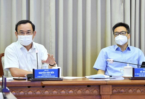 Deputy PM directs to make most of private clinics for Covid home-care ảnh 1