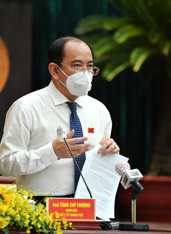 Health leader proposes to sell drugs to treat Covid-19 at pharmacies ảnh 2