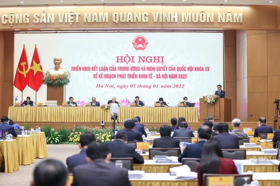Vietnam strives for GDP growth of 6-6.5 percent in 2022 ảnh 1