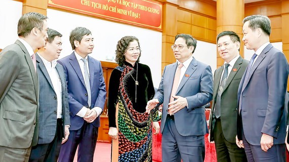 Transparent budget allocation criteria needed to prevent negative phenomenon: PM ảnh 1