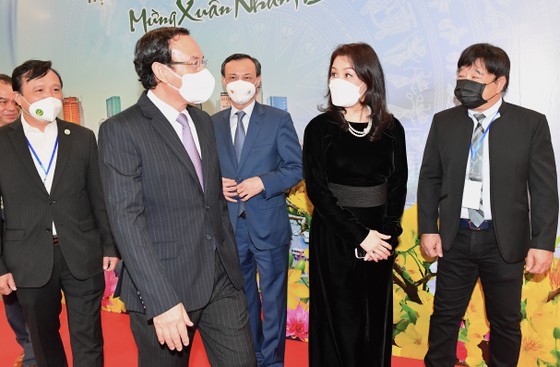 HCMC Chairman expects oversea Vietnamese to give suggestions for city’s growth ảnh 4