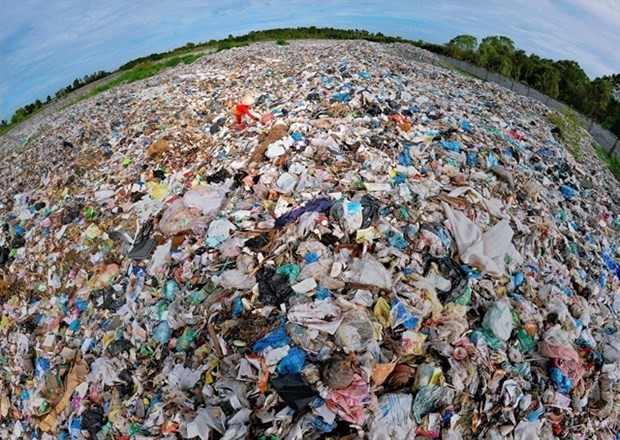 Campaign launched to combat plastic waste ảnh 1